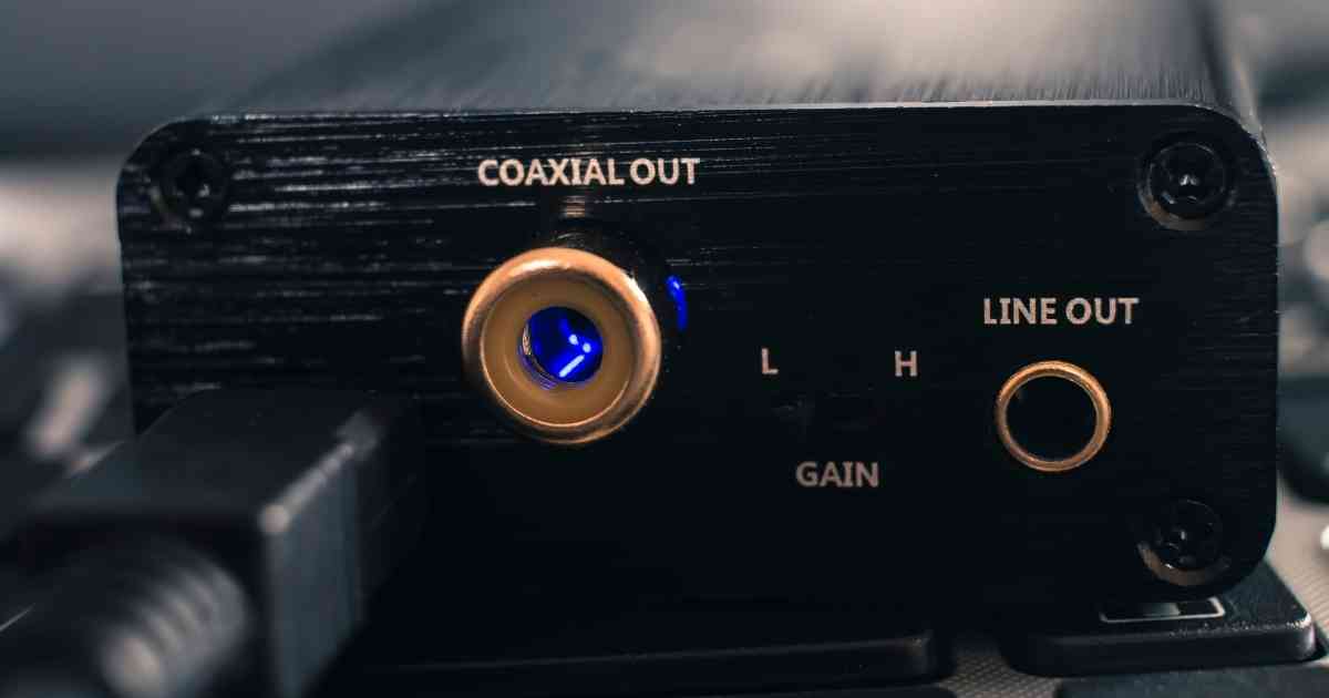 How to Connect DAC to Amp?