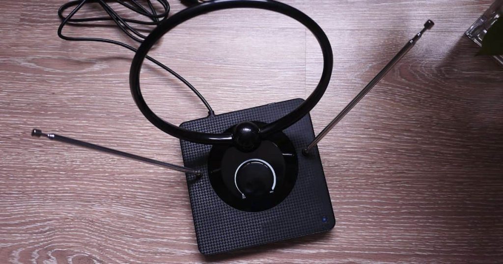 A Guide on How to Make a TV Antenna Amplifier in 3 Easy Steps