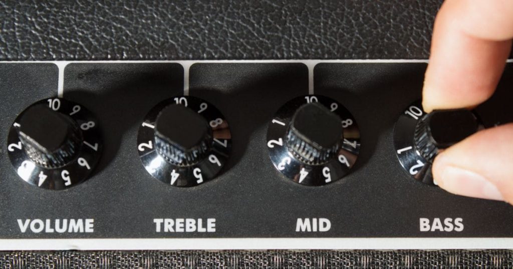 How to Adjust Gain on Amp?